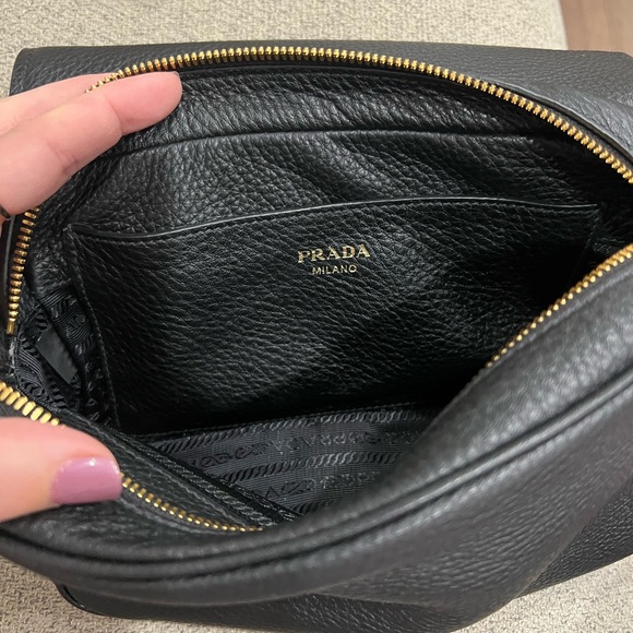 Authentic Prada Pattina in Vitello Phenix - Picture 2 of 5